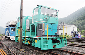 スラブ洗浄車の写真