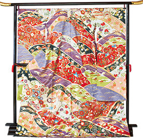 四季の色彩を尊び手技の精緻を極める 京の染と織：JR西日本
