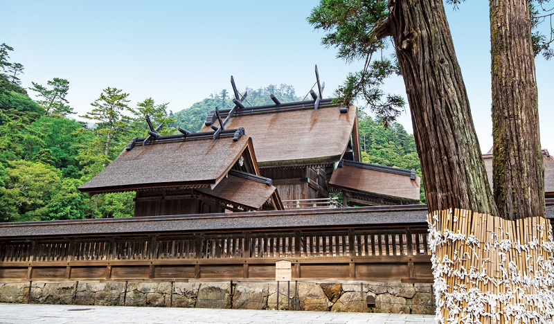 日本の神々―神社と聖地 (2) 71T5Mzo8V3L._UF350,350_QL50_.jpg