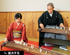 【きれいな状態】琴  伝統的和楽器（直接引取専用品）石川県金沢市