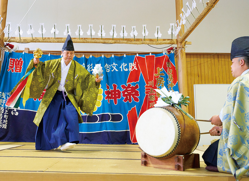 今に息づく日本文化の源流を探る 安寧と豊穣を祈り舞う郷土芸能