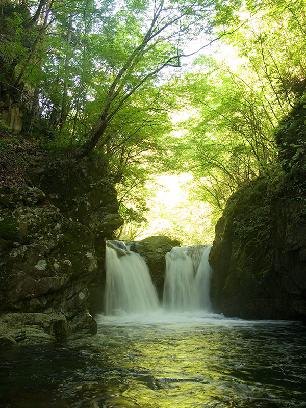 Hida-Osaka Falls