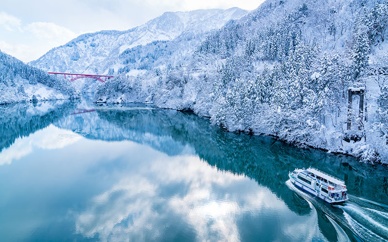 Shogawa Gorge Cruise